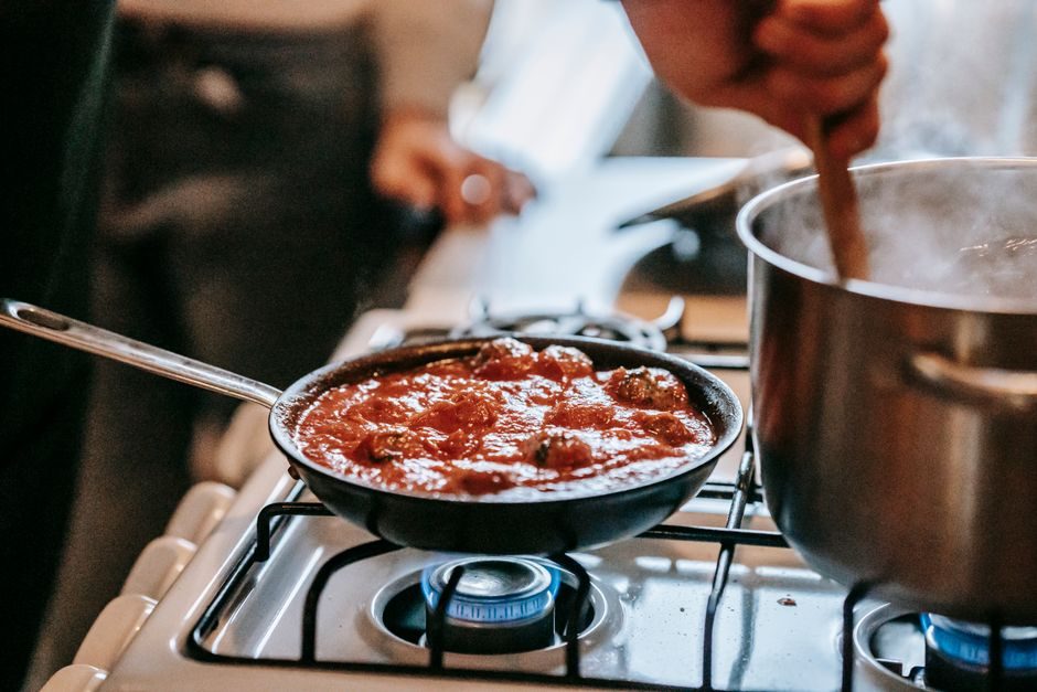 One-Pot Spaghetti and Meatballs